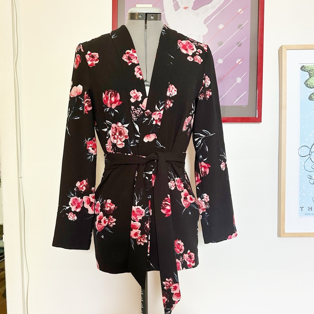 H&M - Floral jacket with belt